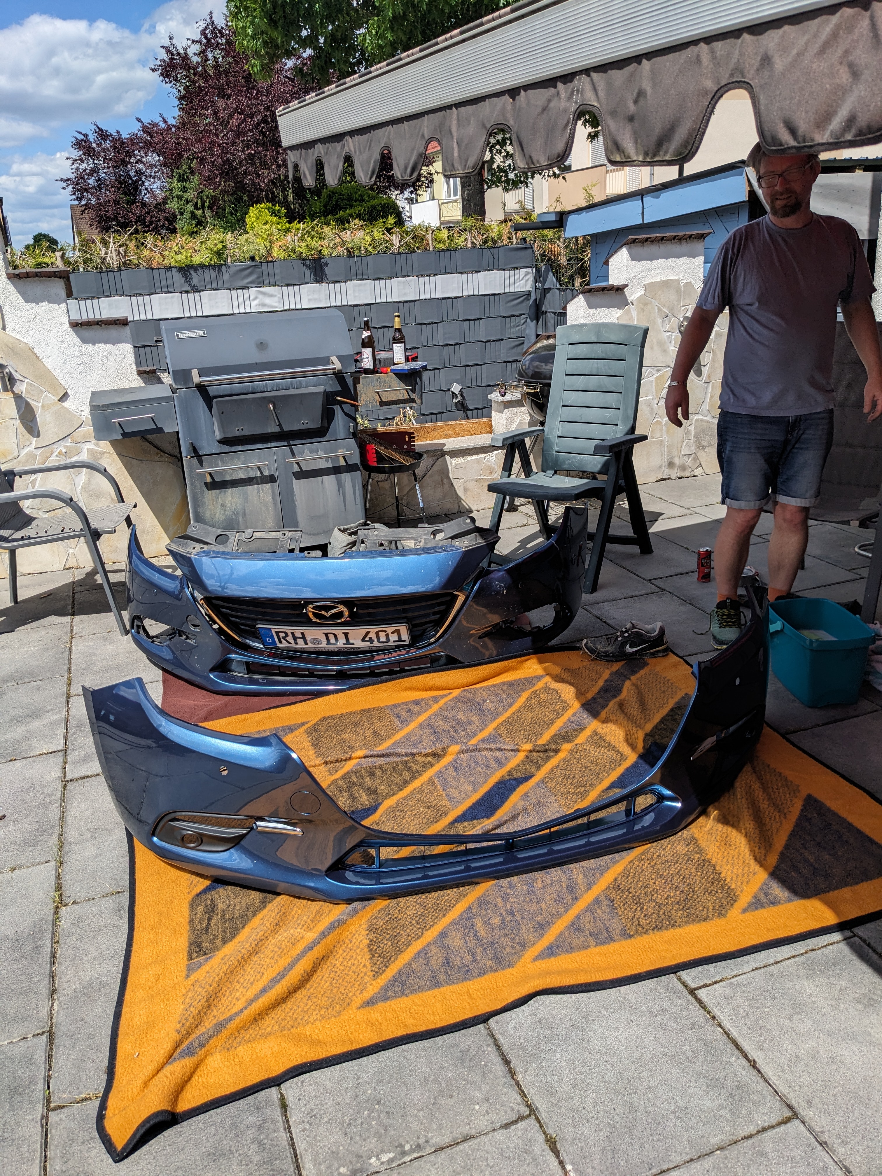 Repair: Scheinwerfer und Stoßstange