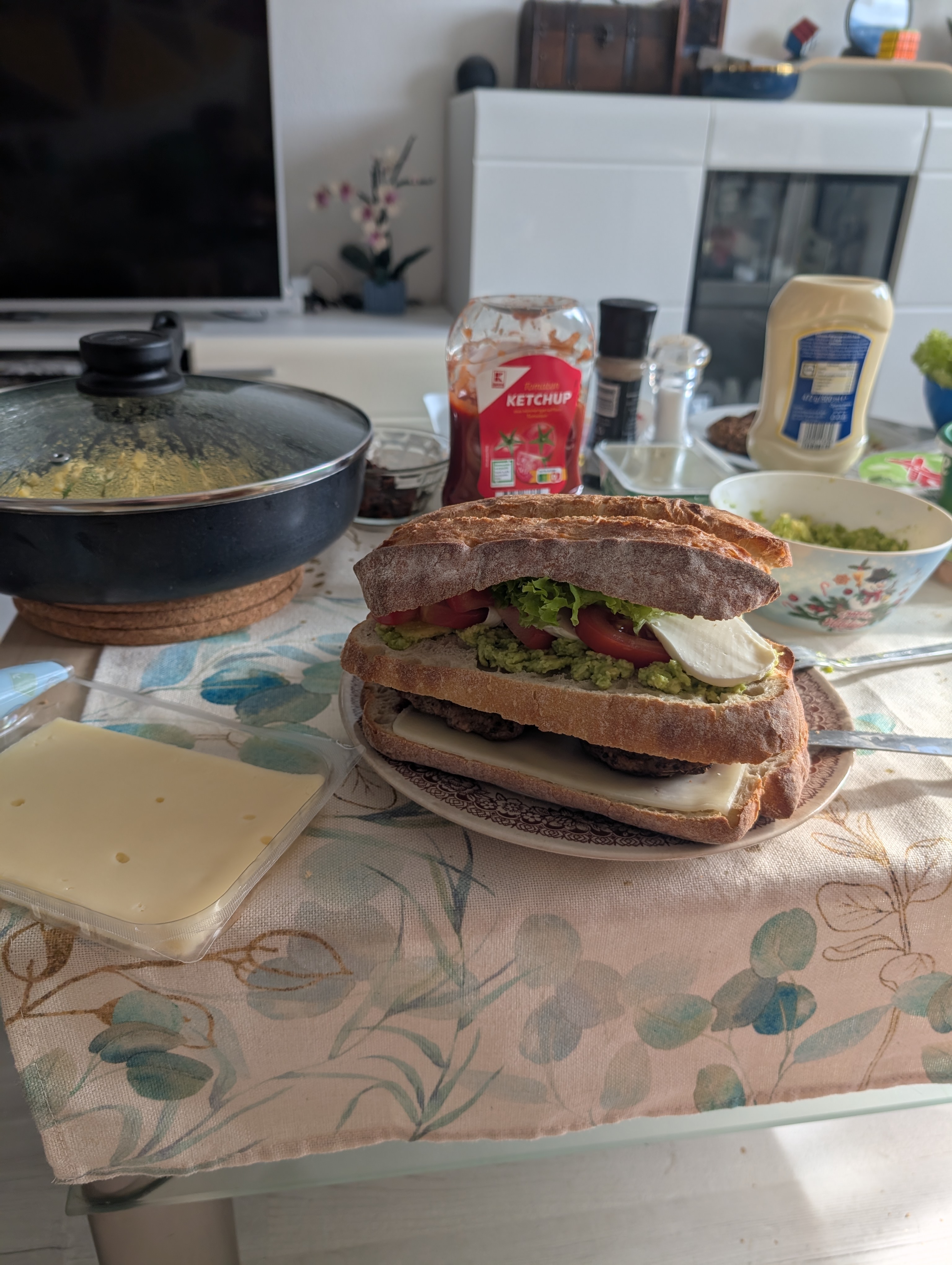 Zwoa , Bauernfrühstück fertig , Achtung U-Boot Sandwich